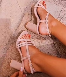 Maddy Burciaga feet photo 5