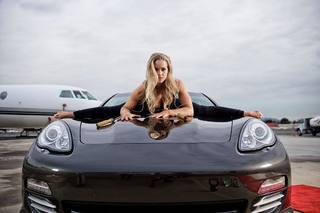 Maddy Curley feet photo 4