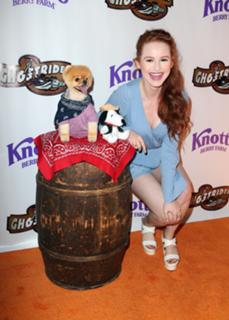 Madelaine Petsch feet photo thumbnail