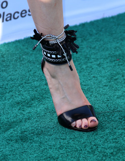Madelaine Petsch feet photo thumbnail