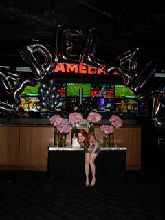 Madelaine Petsch feet photo 5