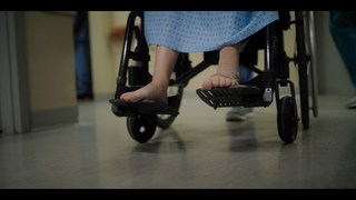 Madeleine Arthur feet photo 18