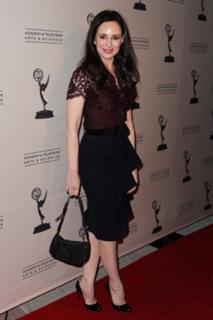 Madeleine Stowe feet photo thumbnail