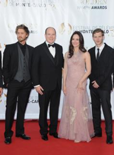Madeleine Stowe feet photo thumbnail