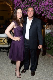 Madeleine Stowe feet photo thumbnail