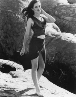 Madeleine Stowe feet photo thumbnail
