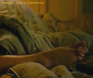 Madeleine Stowe feet photo thumbnail
