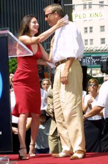 Madeleine Stowe feet photo thumbnail