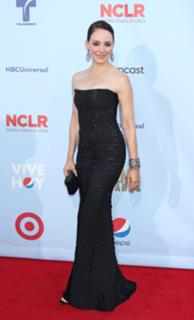 Madeleine Stowe feet photo thumbnail