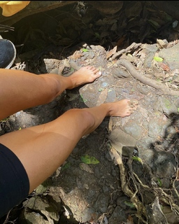 Madeleine West feet photo 18