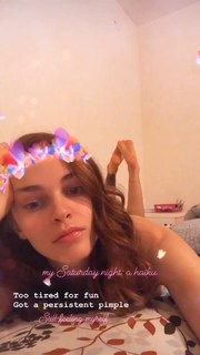 Madeline Brewer feet photo thumbnail