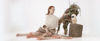 Madeline Brewer feet photo thumbnail