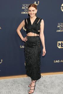Madeline Brewer feet photo thumbnail