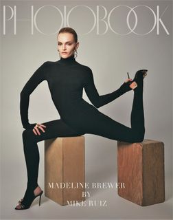 Madeline Brewer feet photo thumbnail