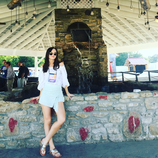 Madeline Carroll feet photo 14