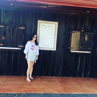 Madeline Carroll feet photo 19