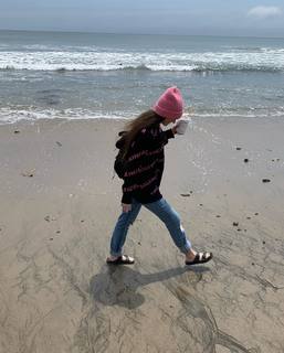 Madeline Carroll feet photo 8