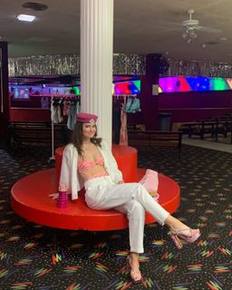 Madeline Carroll feet photo 20