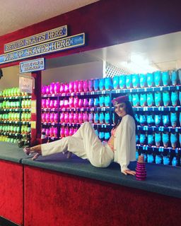 Madeline Carroll feet photo 3