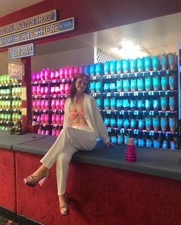 Madeline Carroll feet photo 1