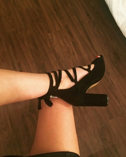 Madeline Duggan feet photo 10