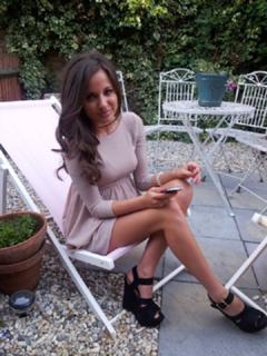 Madeline Duggan feet photo 11