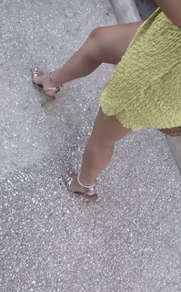 Madeline Duggan feet photo 13