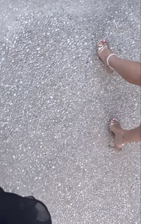 Madeline Duggan feet photo 12