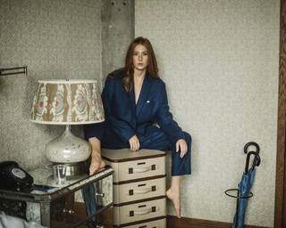 Madeline Ford feet photo 9