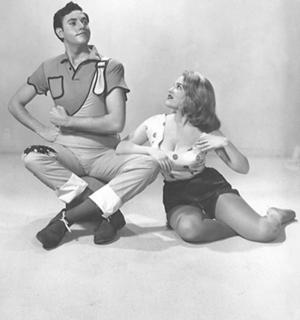 Madeline Kahn feet photo 2