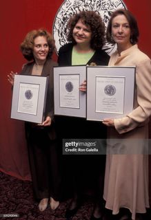 Madeline Kahn feet photo 11
