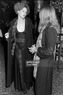 Madeline Kahn feet photo 8