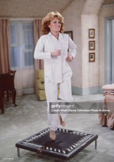 Madeline Kahn feet photo 7