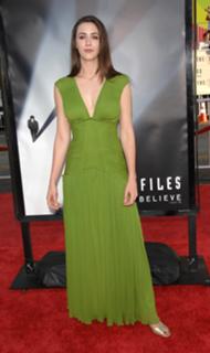Madeline Zima feet photo thumbnail