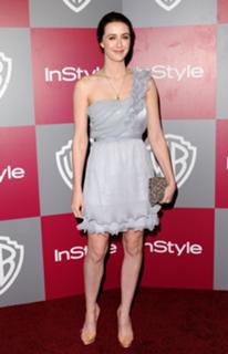 Madeline Zima feet photo thumbnail