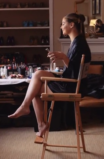 Madelyn Cline feet photo thumbnail
