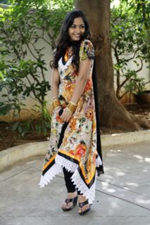 Madhavi Latha feet photo 12