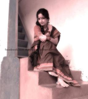 Madhavi Latha feet photo 4