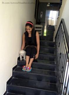 Madhavi Latha feet photo 3