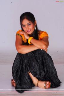 Madhavi Latha feet photo 7