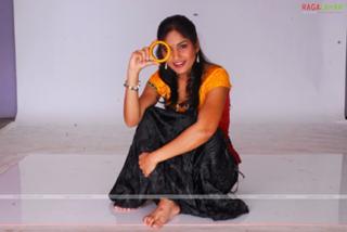 Madhavi Latha feet photo 6