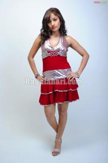 Madhavi Latha feet photo 8