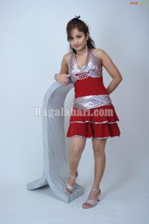 Madhavi Latha feet photo 6