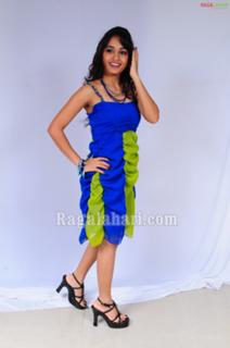 Madhavi Latha feet photo 8