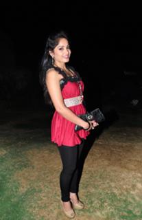 Madhavi Latha feet photo 8