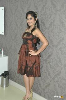 Madhavi Latha feet photo 20