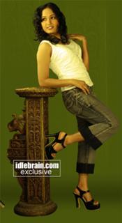 Madhavi Latha feet photo 9