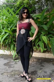 Madhavi Latha feet photo 16