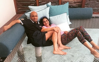 Madhoo feet photo 4