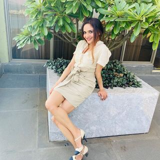 Madhoo feet photo 13